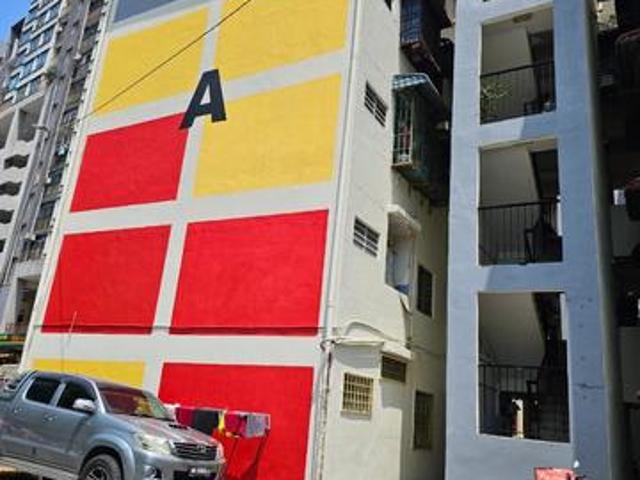 FULL LOAN Puteri Laksamana Flat Batu Caves for SALE Below Market