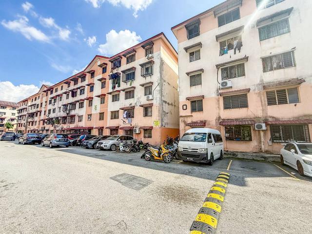 FULL LOAN RENOVATED Apartment Idaman Damansara Damai LEVEL 2