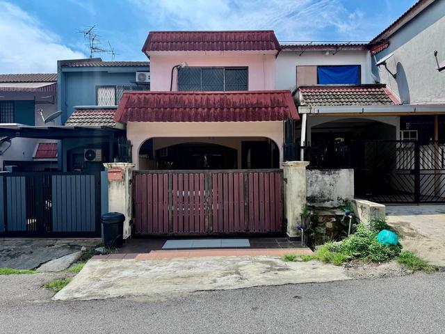 FULL LOAN Renovated Double Storey Fasa 9 Taman Sri Gombak