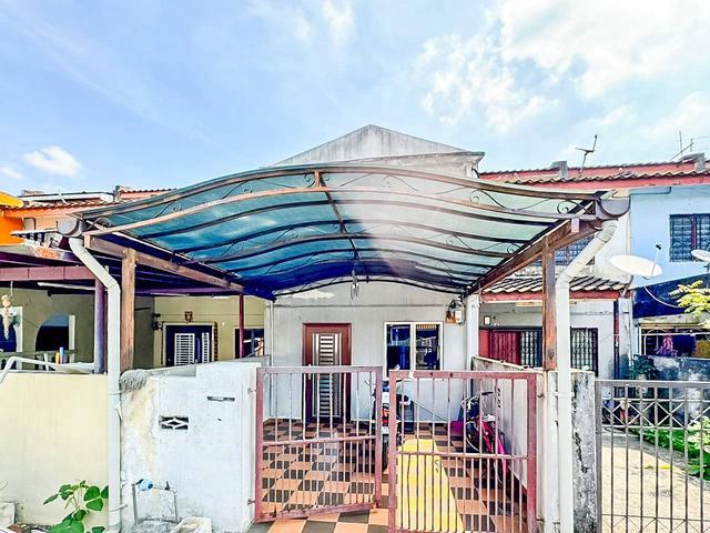 FULL LOAN RENOVATED Double Storey Taman Sri Muda Sek 25 Shah Alam