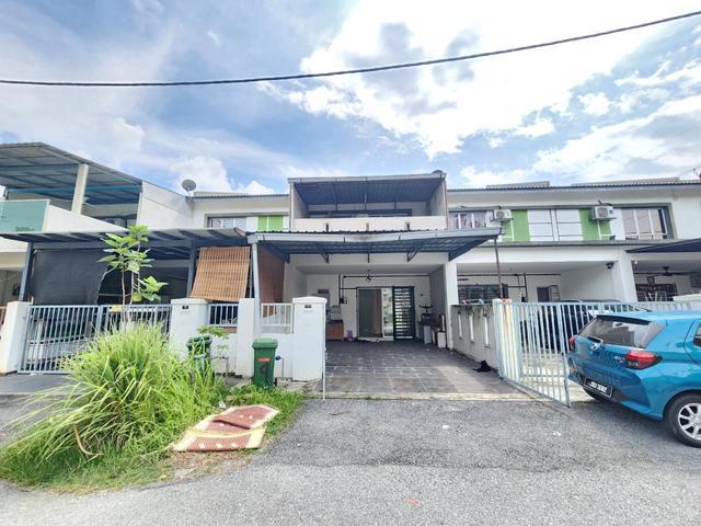 Full Loan Renovated Double Storey Terrace Sari Alamanda Rawang