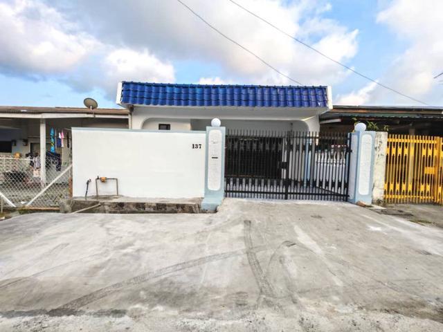 Full loan Renovated Unit With Super Big Size Masai pasir gudang