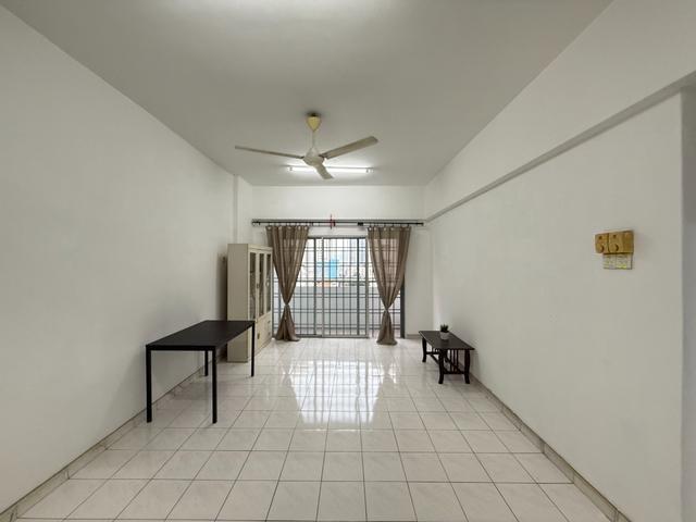 Full loan Well maintain Jalil Damai Apartment Bukit jalil Pavilion 2