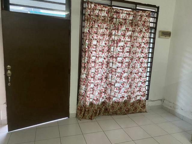 Full loan tmn scientex senai double storey terrace house kulai saleng