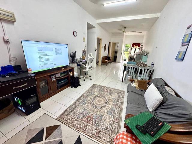 FULL LOAN Townhouse Villa Kesuma Semenyih