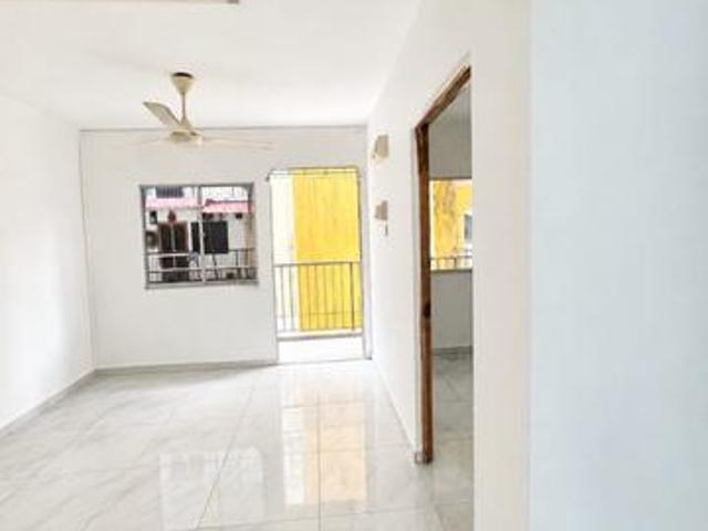 Full loan taman cempaka low cost flat tampoi bandar baru uda kempas