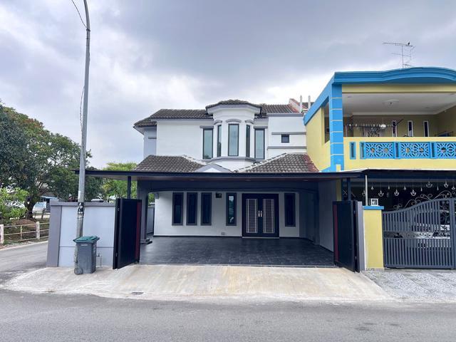 Full Loan Taman Bukit Indah 2 Storey End lot Corner House Nusa Bestari