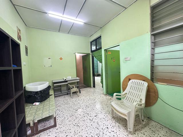 Full loan Taman Orkid1 Storey Terrace For Sales Sungai layar