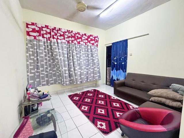 FULL LOAN Taman Megah Apartment Kota Cheras Low Floor Nice Reno