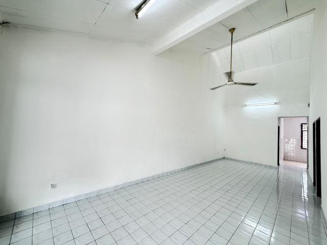 Full Loan Taman Puteri Wangsa Ulu Tiram Single Storey Terrace For Sale