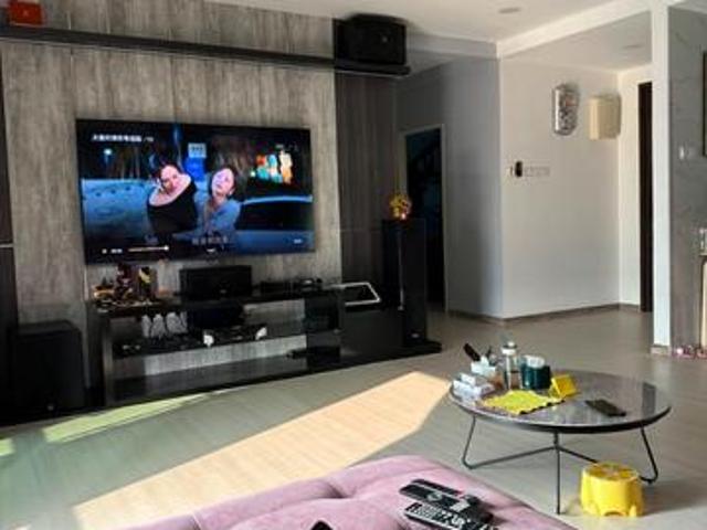 Full loan The Garden Residence Mutiara Mas in Mutiara Rini 1302sqf