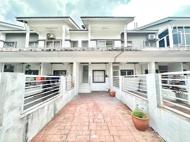 FULL LOAN The Lake Residence Taman Putra Perdana
