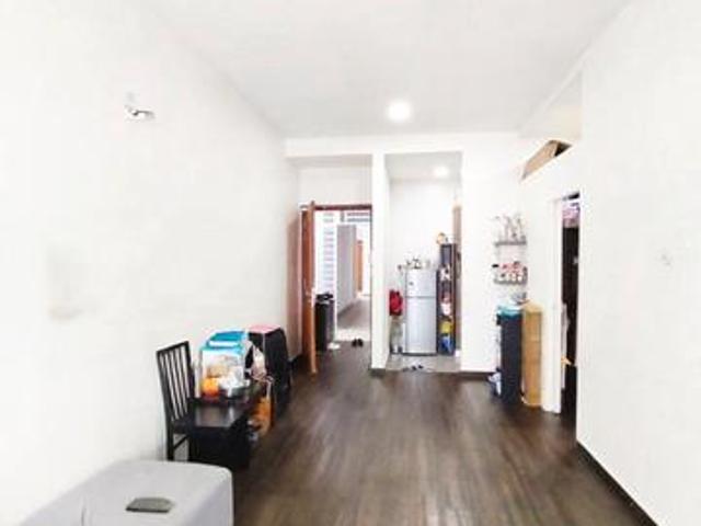 Full Loan The Senai Garden Apartments