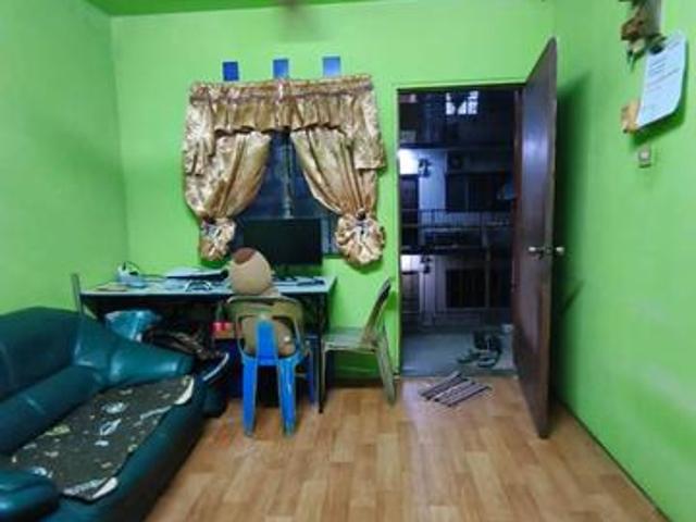 Full Loan tkt 2 flat cempaka tampoi