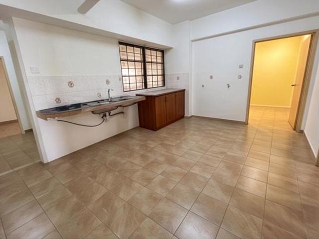 Full Loan Tropika Paradise Condo USJ 17 Subang Jaya Walk to LRT