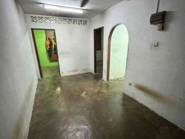 FULL LOAN UNIT TMN PUTRI KULAI 2BED 1BATH 520 Sqft Flat FOR SALE