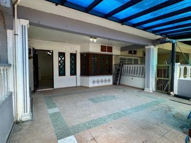 Full Loan Unit Siap Renovation Condition Baik Double Storey