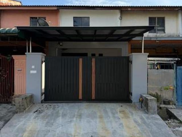 Full Loan Ulu Tiram Desa Jaya Low Cost Fully Renovated 3B2B 14x55