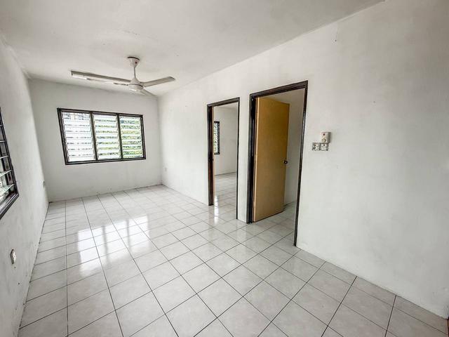 FULL LOANCORNER UNIT Apartment Flora Damansara Damansara Perdana