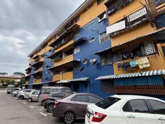 Full loanKulai Rumah Pangsa Jalan Lengko Flat