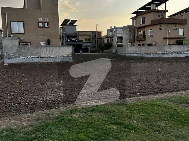 Full Possession Paid 5 Marla Plot For Sale In Crystal Block Park View City Lahore