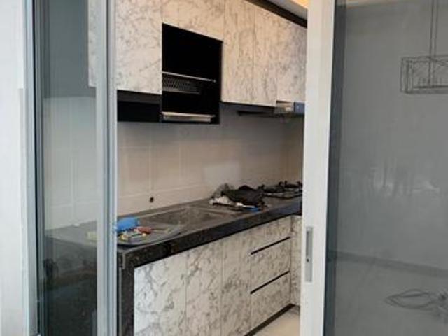 FULL RENOVATED 1000sf 2CARPARK Pangsapuri Seri Utama Puchong LOWFLOOR
