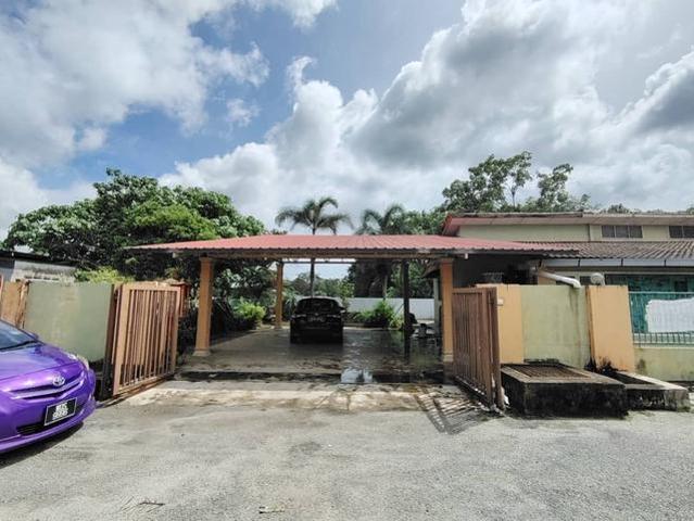 FULL RENOVATED CORNER LOT INTERMEDIATE TERRACE TAMAN Dato Abdul Rash