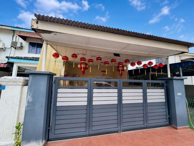 Full Reno 2 Storey Taman Tamby Chik Karim Batu Berendam Merdeka Jaya