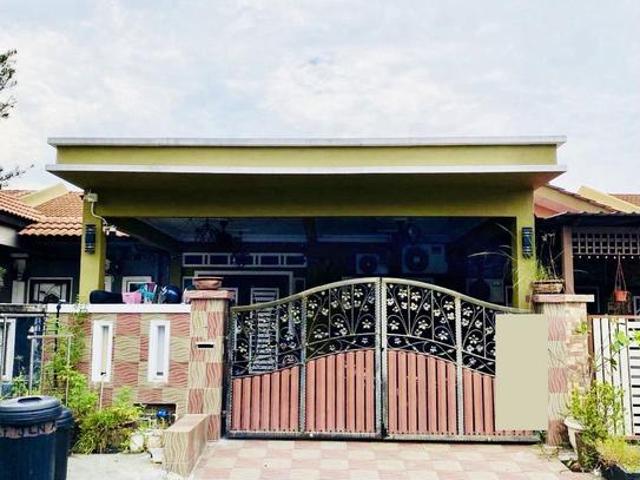 FULL RENO NEAR SEKOLAH 1 Storey Tmn Amansari Rahman Putra Sg Buloh
