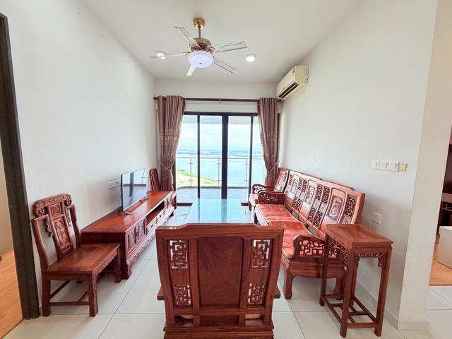 Full sea view country garden 2 bed danga bay 3 bed rnf low deposit