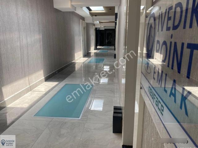 Full Yapılı Satılık 40 M2 Ofis