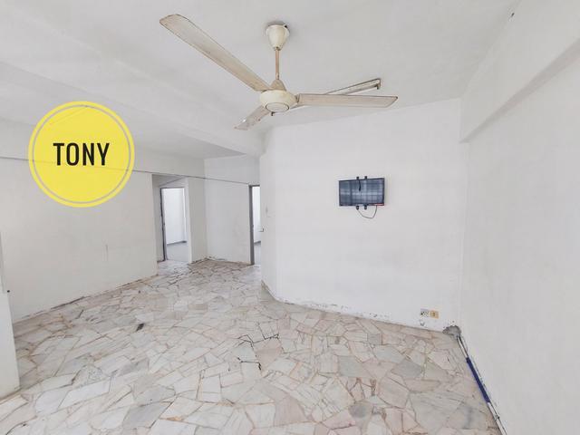 Fully Tiles Majestic Heights 700sft 3Bedrooms Taman Terubong Indah