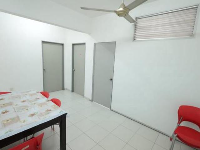 Fully Aircond Kitchen Cabinet Academia South City Serdang