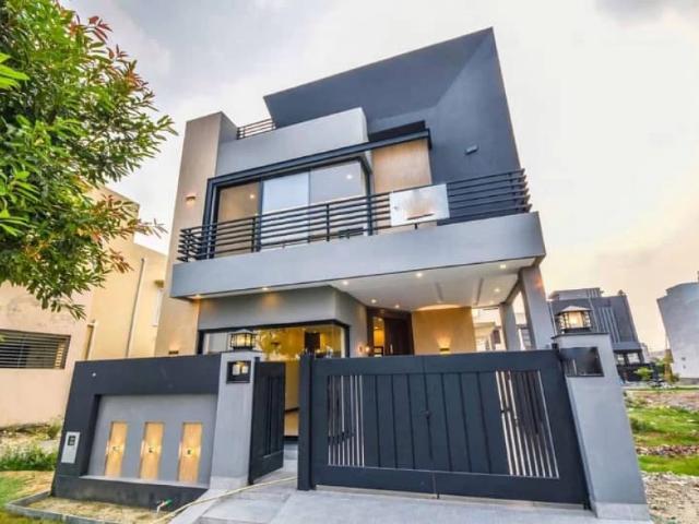 Fully Basement 5 Marla House For Sale in DHA Phase 5 Near Park Lahore DHA Defence ID 82555