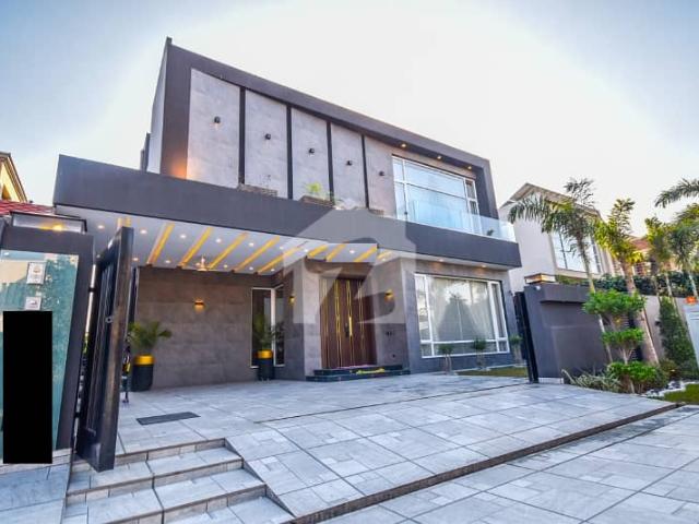 Fully basement one kanal modern house with cenima near dolmen malldha lahore phase 6