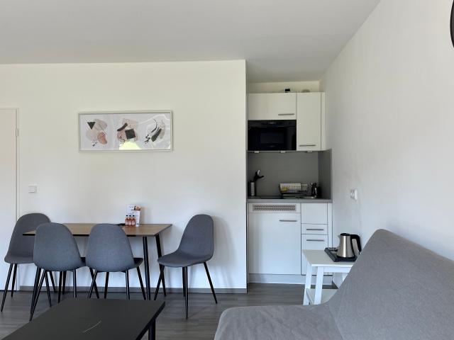 Fully equipped three bed studios for fitters