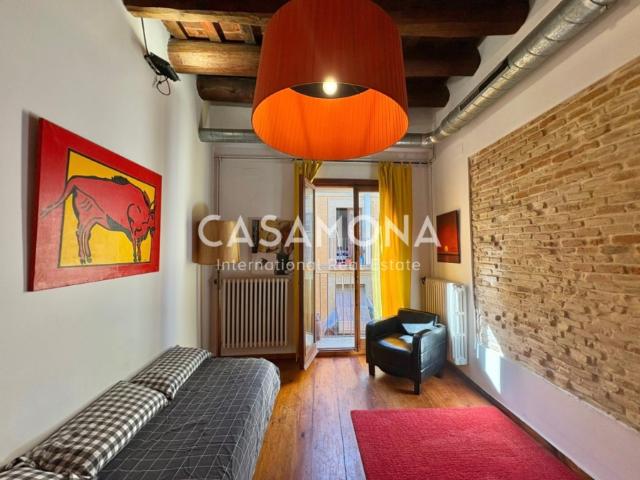 Fully Equipped Duplex with 30m² Terrace and Catalan Ceilings