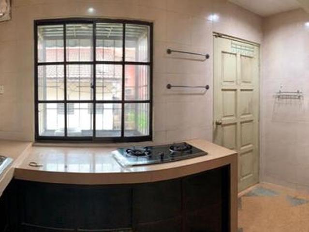 FULLY EXTEND 2 Storey House Taman Kota PerdanaLEP Seri Kembangan