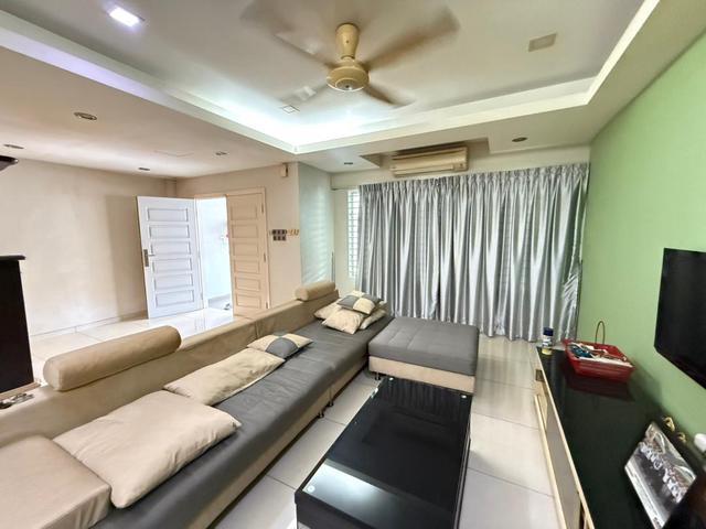 Fully Extend Renovated 22x75 2 Sty 4R4B Bandar Botanic Klang