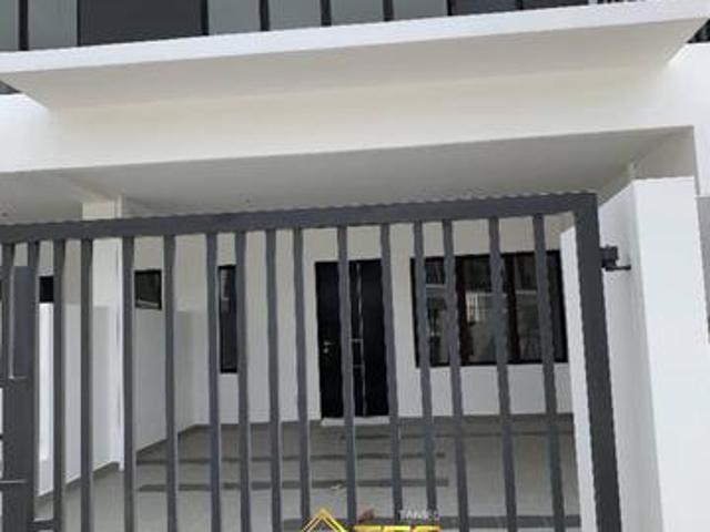 Fully Extended Up Down Setia Alam Permai 1 Double Storey House Gated