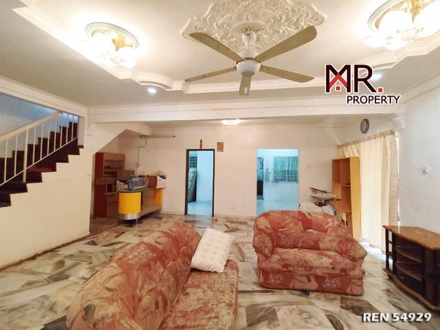 FULLY EXTENDED Double Storey SemiD House Bandar Amanjaya FOR SALE