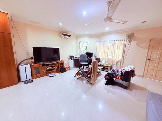 FULLY EXTENDED Double Storey Terrace Bandar Tun Hussein Onn Cheras