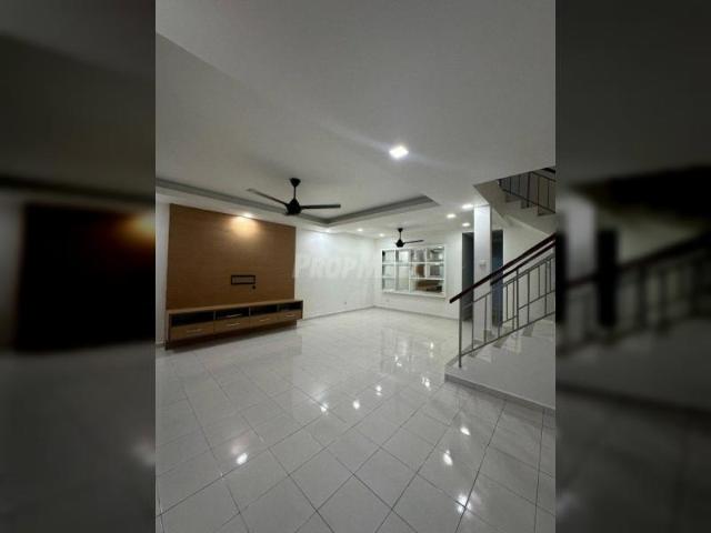 FULLY EXTENDED Double Storey Terrace, Taman Harmoni, Bandar Teknologi Kajang WTL / FOR RENT