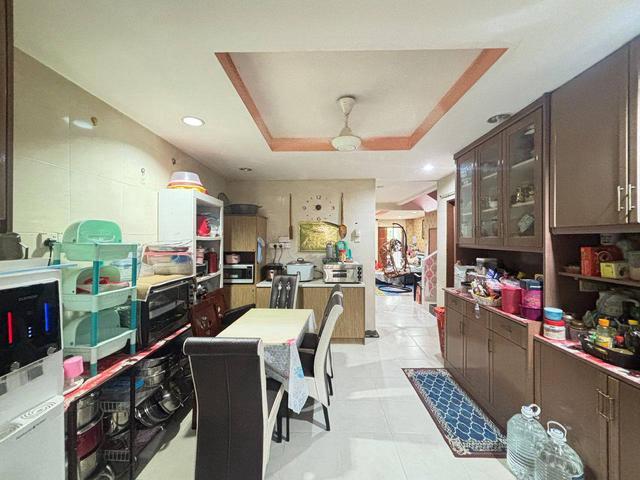 Fully Extended Facing Open 2 Storey Terrace Subang Murni Shah Alam