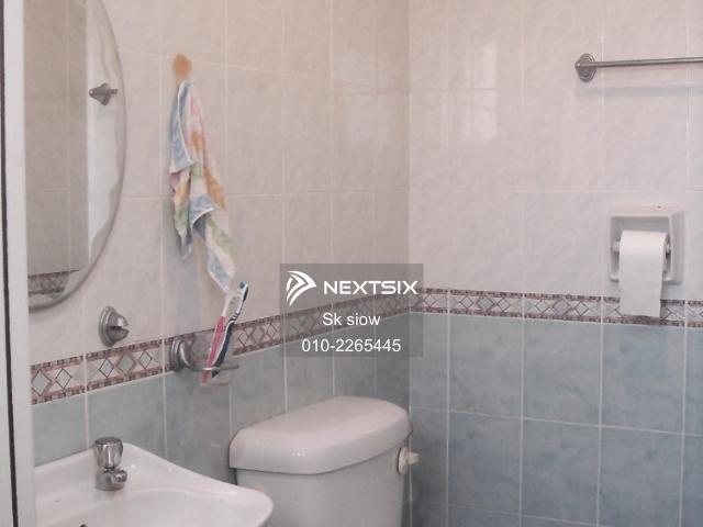 Fully Extended & Renovated Semi D Batu Belah Klang