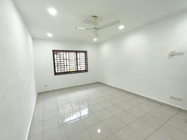 FULLY EXTENDED RENOVATED Taman Sri Pulai Jalan Pakis Single Storey