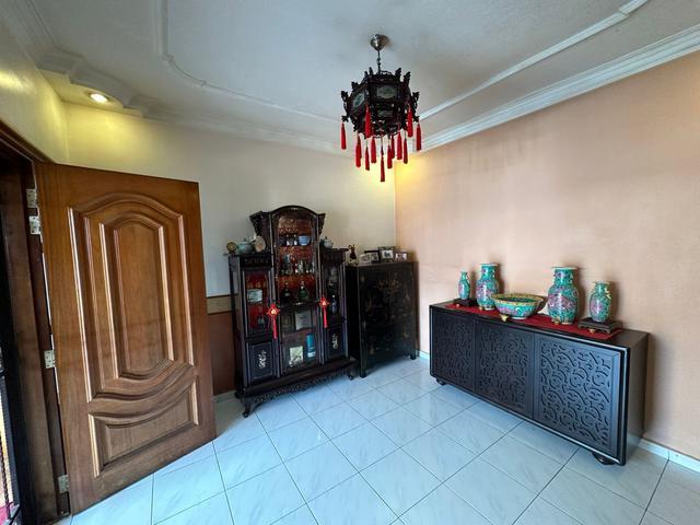 FULLY EXTENDED SPACIOUS 4R3B Double Storey Terrace Semabok Jaya