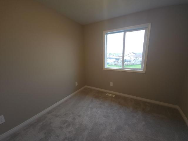 Fully Finished 3 Bedroom townhouse in Sylvan Lake!