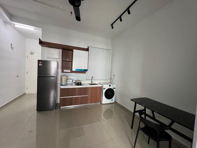Fully finished studio to let
