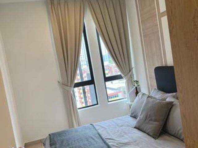 FULLY FIRNISHEDMOVE IN condition Kenwingston Avenue Sungai Besi